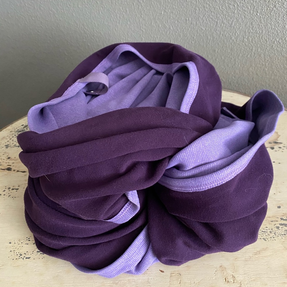 Lululemon purple infinity scarf